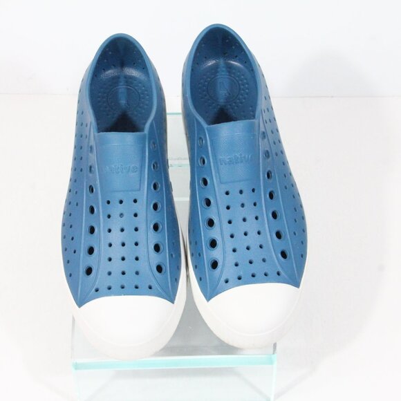 Native Jefferson Shoes sz 10 Women Lightweight Slip on Sneaker - Picture 2 of 9